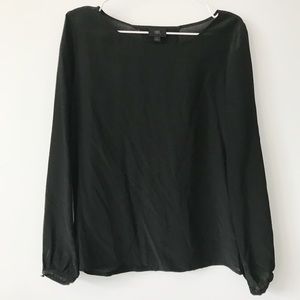 Banana Republic black silk long-sleeved top // sml